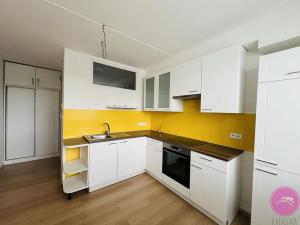 Pronájem bytu 2+1, Olomouc, Železniční, 60 m2