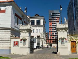 Pronájem kanceláře, Praha - Holešovice, U průhonu, 1050 m2