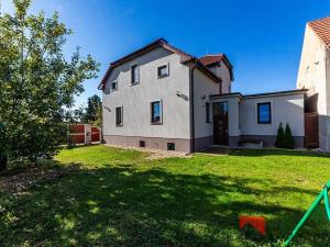 Prodej rodinného domu, Ledčice, 185 m2