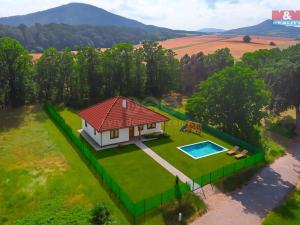 Prodej pozemku pro bydlení, Holany, 1903 m2