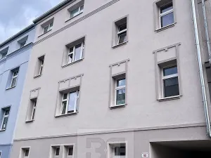 Pronájem bytu 1+kk, Plzeň, Živnostenská, 28 m2
