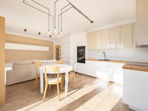 Pronájem bytu 2+kk, Brno, Kallabova, 55 m2