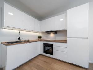 Prodej bytu 3+kk, Praha - Malešice, Přistoupimská, 56 m2