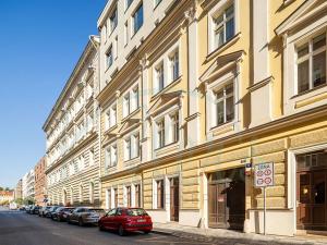 Prodej bytu 1+kk, Praha - Smíchov, Na Valentince, 66 m2