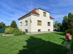 Prodej rodinného domu, Statenice, 203 m2