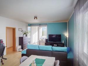 Prodej bytu 2+kk, Praha - Horní Měcholupy, Modenská, 64 m2