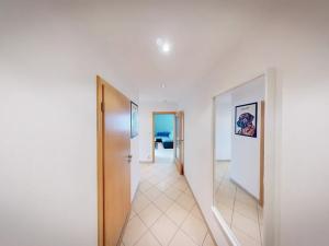 Prodej bytu 2+kk, Praha - Horní Měcholupy, Modenská, 64 m2