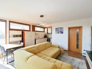 Prodej bytu 3+kk, Praha - Lhotka, U koupadel, 117 m2