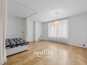 Pronájem bytu 1+1, Jihlava, Malátova, 56 m2