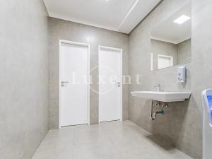 Pronájem kanceláře, Praha - Košíře, Jinonická, 257 m2