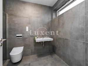 Prodej rodinného domu, Chýně, Cenomanská, 173 m2