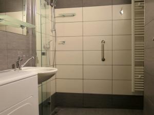 Pronájem bytu 1+kk, Hradec Králové, Střelecká, 43 m2
