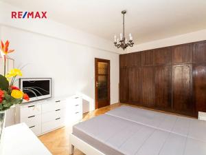 Pronájem bytu 2+kk, Praha - Nové Město, Masarykovo nábřeží, 60 m2