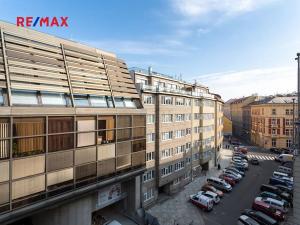 Pronájem bytu 2+kk, Praha - Nové Město, Masarykovo nábřeží, 60 m2