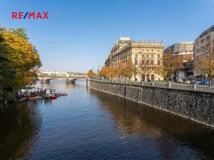 Pronájem bytu 2+kk, Praha - Nové Město, Masarykovo nábřeží, 60 m2