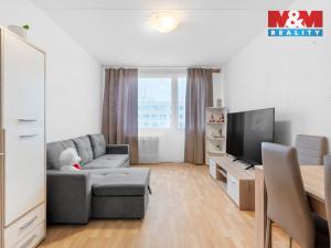 Prodej bytu 2+kk, Kladno - Kročehlavy, Francouzská, 40 m2