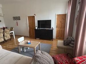 Prodej rodinného domu, Kyselka, 675 m2