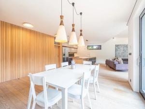 Prodej rodinného domu, Praha - Slivenec, Za farou, 374 m2