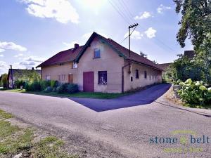 Prodej zemědělské usedlosti, Tichonice, 762 m2