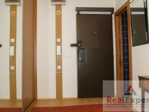 Prodej bytu 2+1, Praha - Kamýk, Olbramovická, 72 m2