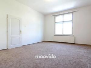 Prodej bytu 3+1, Praha - Libeň, náměstí Dr. Václava Holého, 102 m2