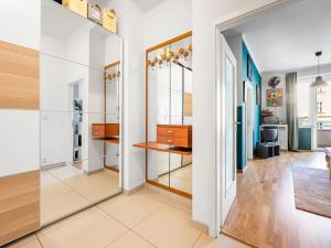 Pronájem bytu 2+kk, Praha - Vršovice, 28. pluku, 52 m2