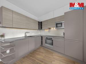 Prodej bytu 3+kk, Praha - Černý Most, Dobrovolného, 59 m2