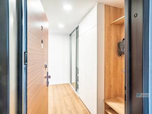 Pronájem bytu 2+kk, Praha - Háje, Kosmická, 43 m2