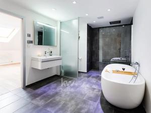 Prodej bytu 5+kk, Praha, Jaselská, 192 m2