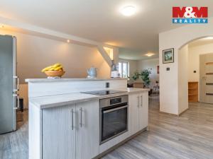 Prodej činžovního domu, Plesná, Kostelní, 180 m2
