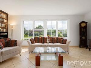 Prodej rodinného domu, Křížkový Újezdec, 412 m2