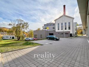 Pronájem bytu 2+kk, Jihlava, Křižíkova, 77 m2