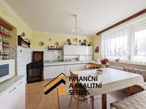 Prodej rodinného domu, Semčice, 221 m2