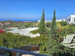 Prodej bytu 2+1, Agios Amvrosios Keryneias, Kypr, 87 m2