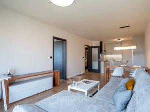 Pronájem bytu 2+kk, Hradec Králové, Kubelíkova, 70 m2