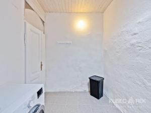 Prodej rodinného domu, Počátky, Mariánské nám., 80 m2