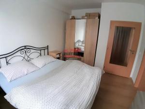 Pronájem bytu 2+kk, Tábor, Kpt. Jaroše, 40 m2