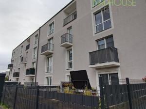 Pronájem bytu 2+kk, Jesenice, Cedrová, 65 m2
