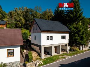 Prodej rodinného domu, Albrechtice v Jizerských horách, 128 m2