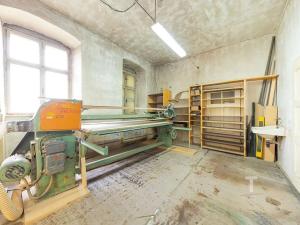 Prodej komerční nemovitosti, Lipovec, 670 m2