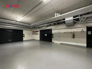 Pronájem garáže, Praha - Vokovice, Ke dvoru, 45 m2