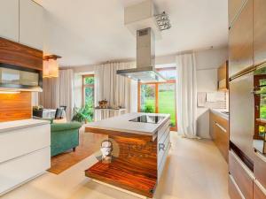 Prodej rodinného domu, Lichnov, 672 m2