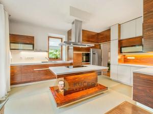 Prodej rodinného domu, Lichnov, 672 m2