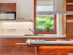 Prodej rodinného domu, Lichnov, 672 m2