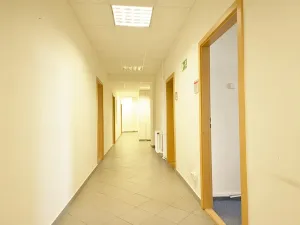 Pronájem kanceláře, Praha - Holešovice, Jablonského, 17 m2