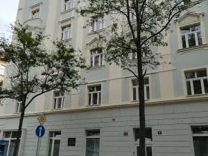 Prodej bytu 1+kk, Praha, Slavíkova, 27 m2