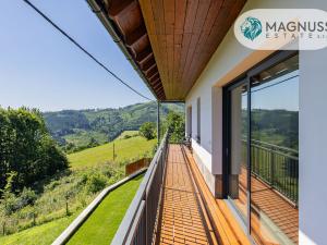 Prodej chaty, Dolní Lomná, 259 m2