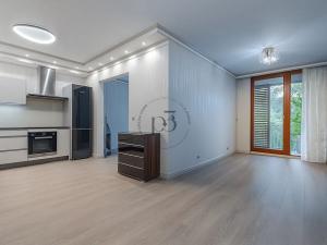 Prodej bytu 2+kk, Praha, Litoměřická, 56 m2