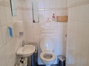 Pronájem kanceláře, Praha - Karlín, Prvního pluku, 98 m2