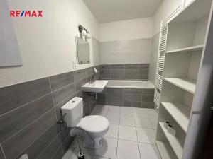 Pronájem bytu 2+kk, Kladno, Generála Selnera, 51 m2